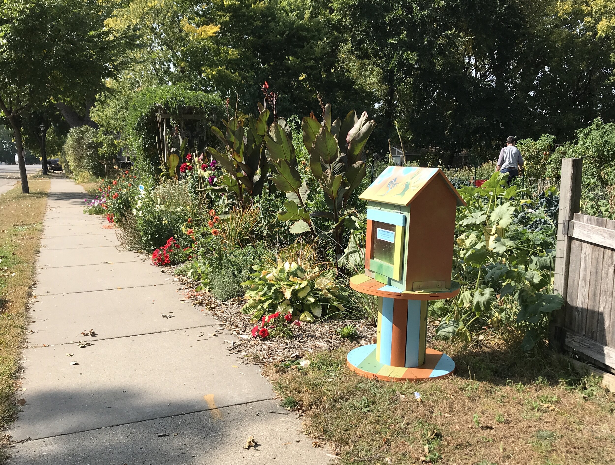 Mobile Nature Art Kiosk at Tatum Park &amp; Community Garden