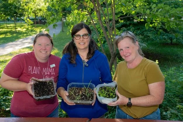 Seed Savers_Courtney_Stephanie_Dawn-6131.jpeg.jpg