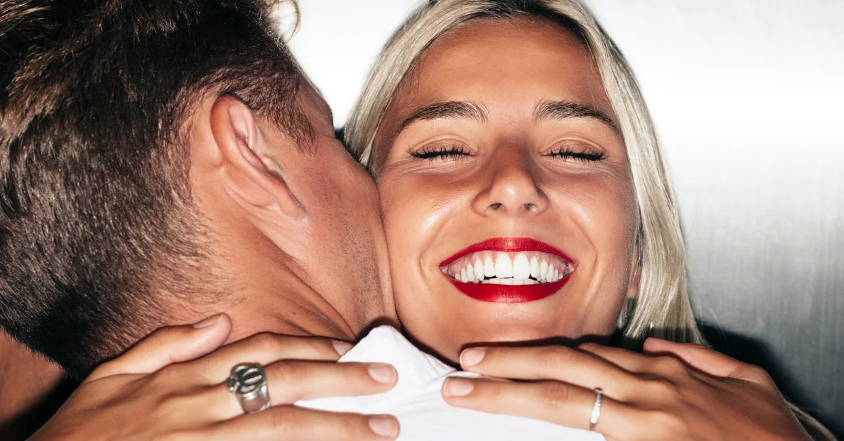 Online dating... But offline?