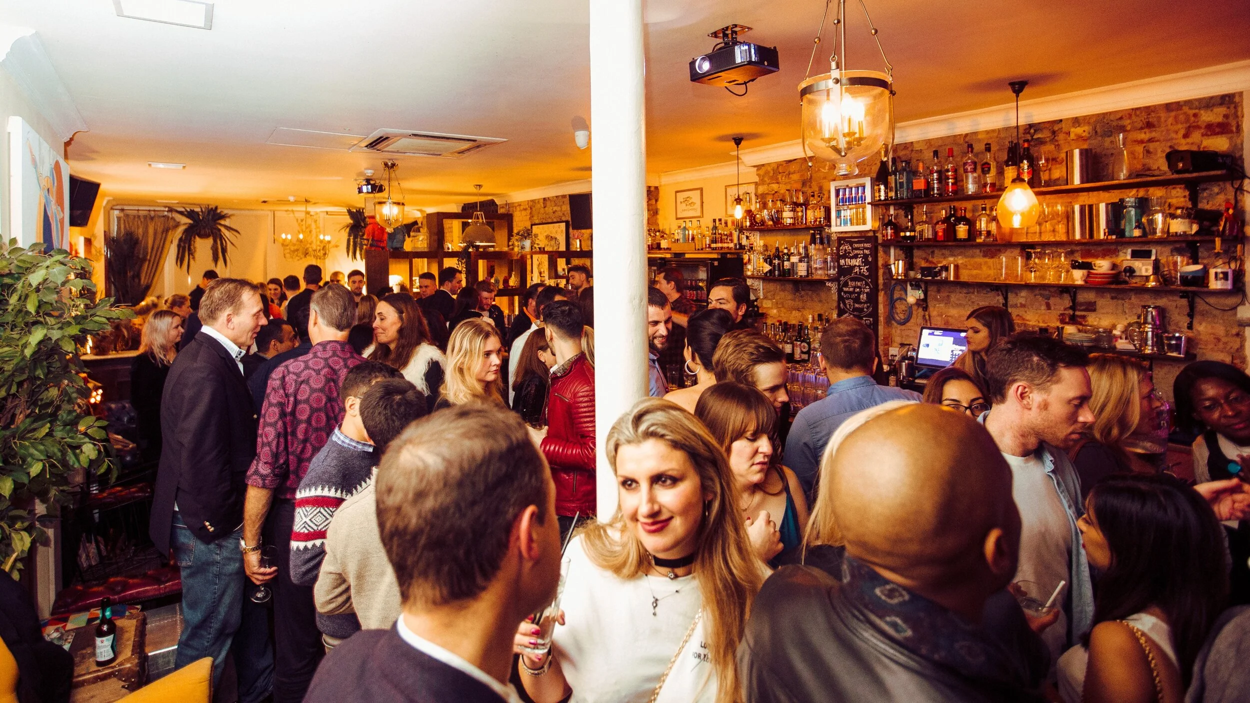 We’ve found a dating event so good it’ll have you dancing on the tables (quite literally).