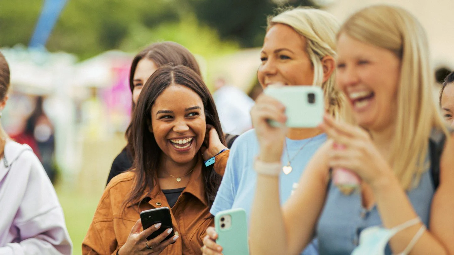 ¿Cansado de matches que no te llevan a ningún lado?  Descubrí la app de citas que prioriza calidad sobre cantidad