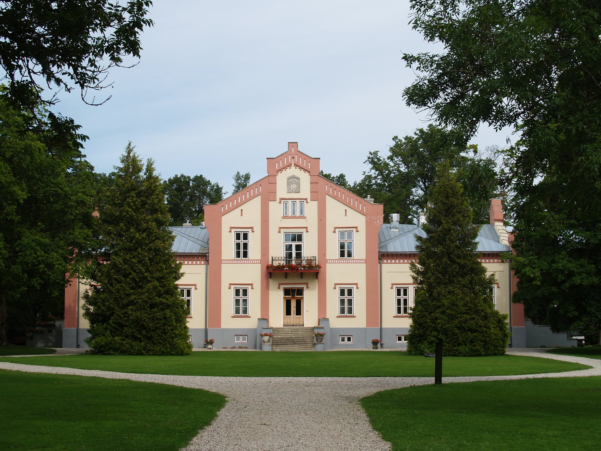 Manor House of the Pädaste Estate 5.jpeg