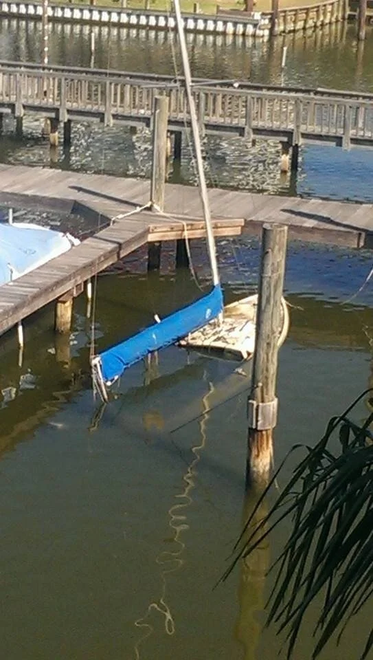 New main sail but needs a bilge pump