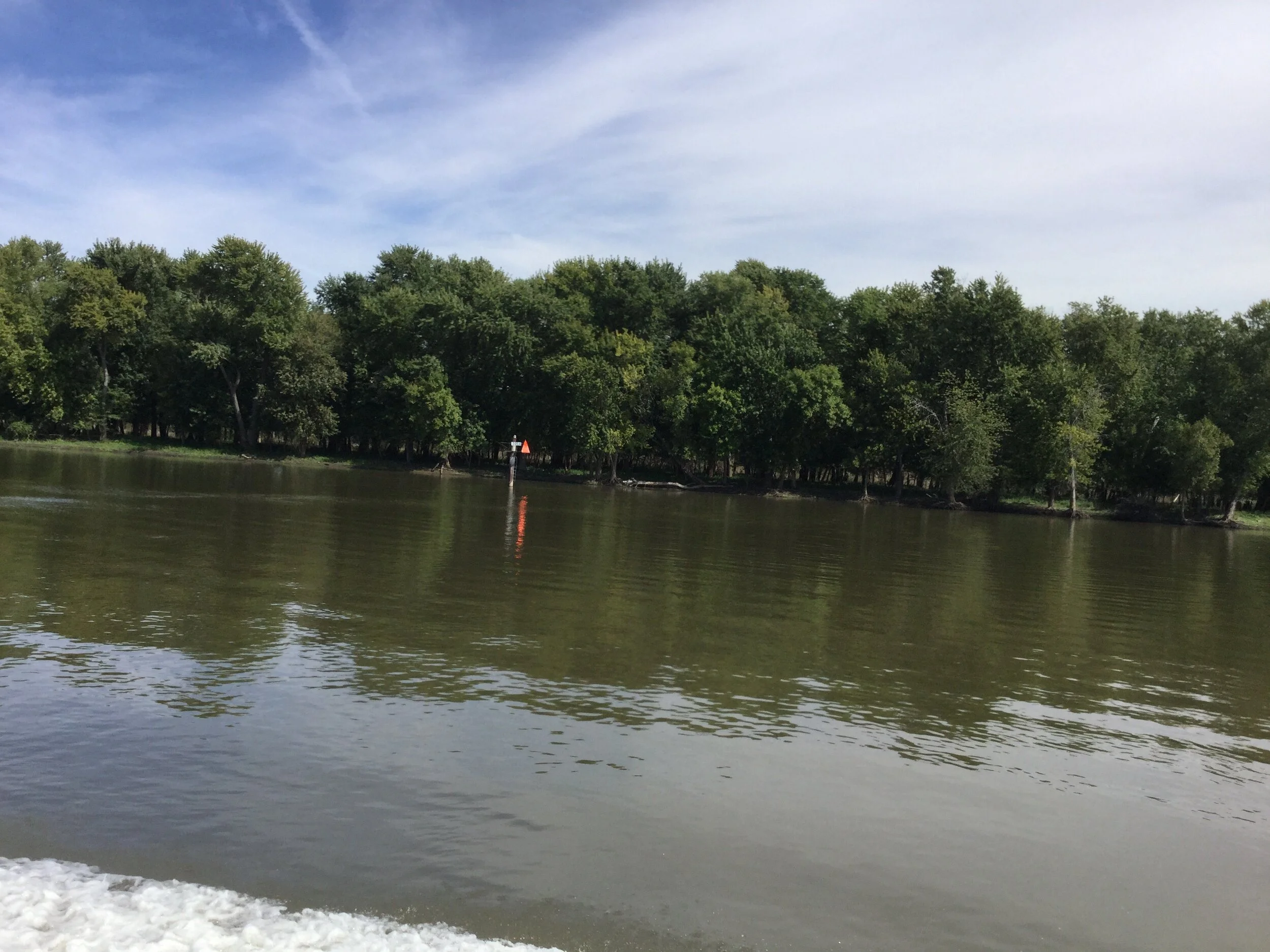 Day 4 - Threading the needle at the Starved Rock lock