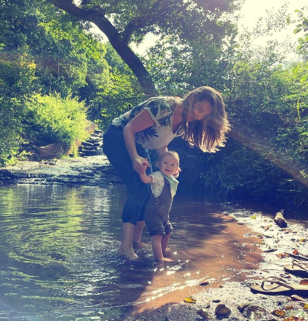 This magical moment when you stumble across a little oasis in the English countryside not far from your home. 🌳🌴🌲🪵🌿

Finn and I went paddling in the cold autumn stream, I wondered if he would shy away from the bitter cold. Instead, his eyes lit 