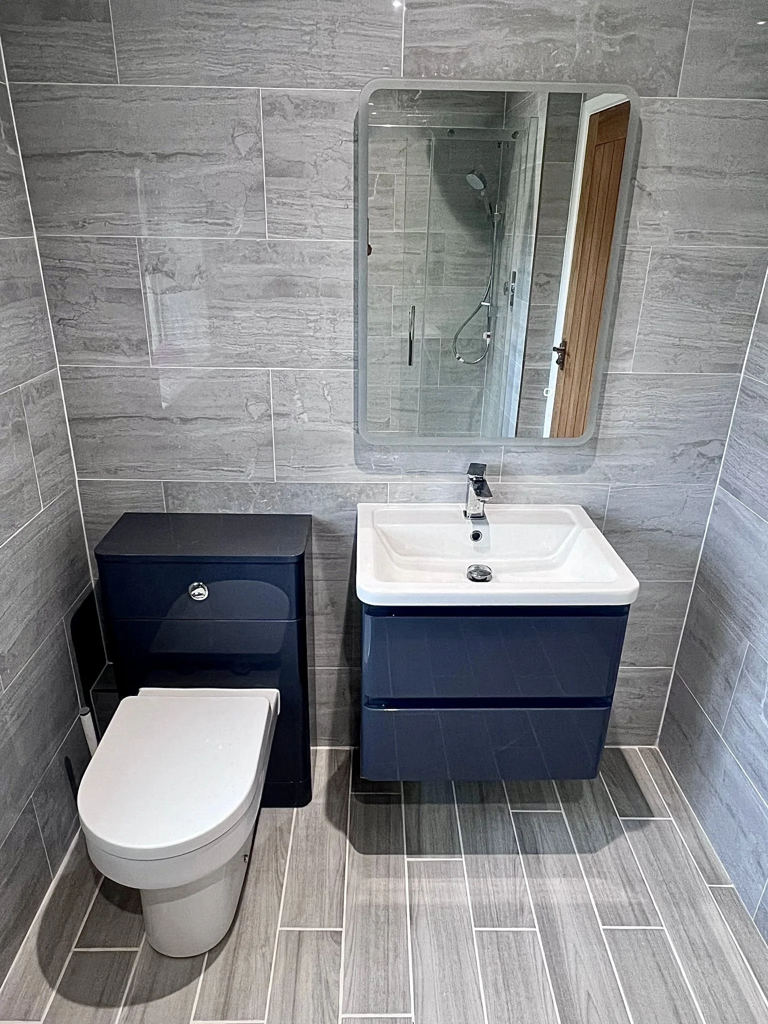 af5a9cfa-efe0-4466-a8d1-5b42a2c48f81 2.jpg