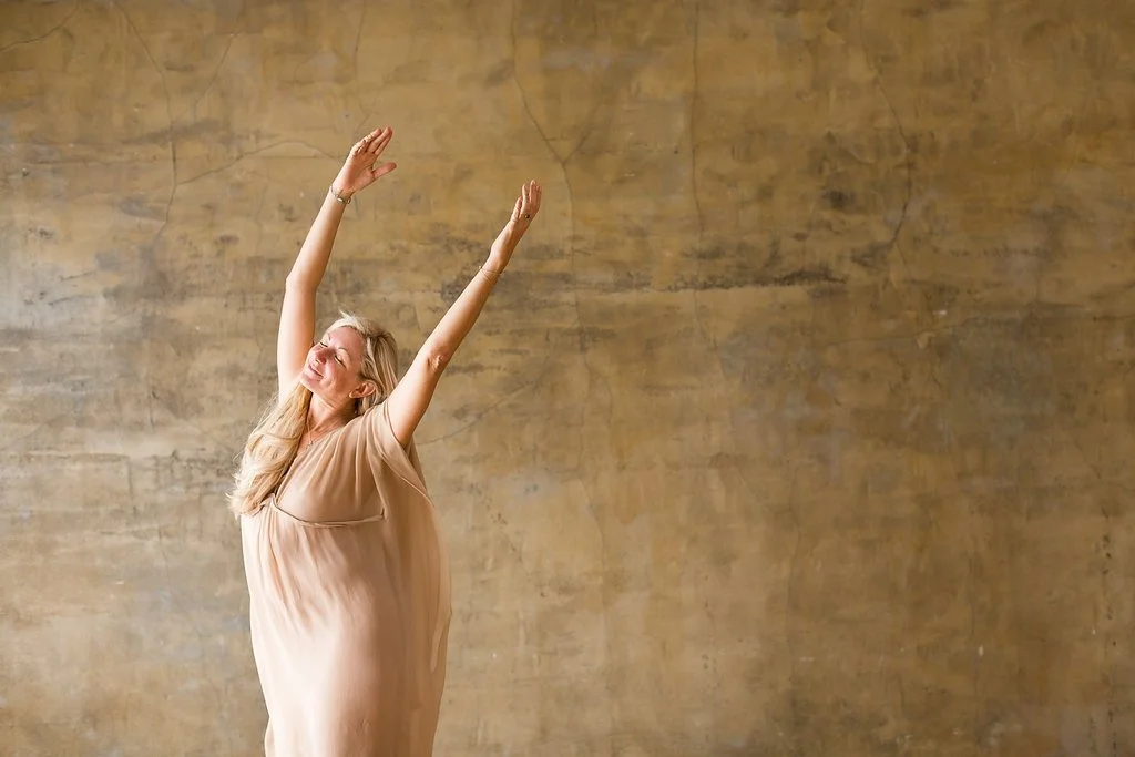 THE ART OF EMBODIED FLOW  - an online immersion weekend for practitioners &amp; teachers