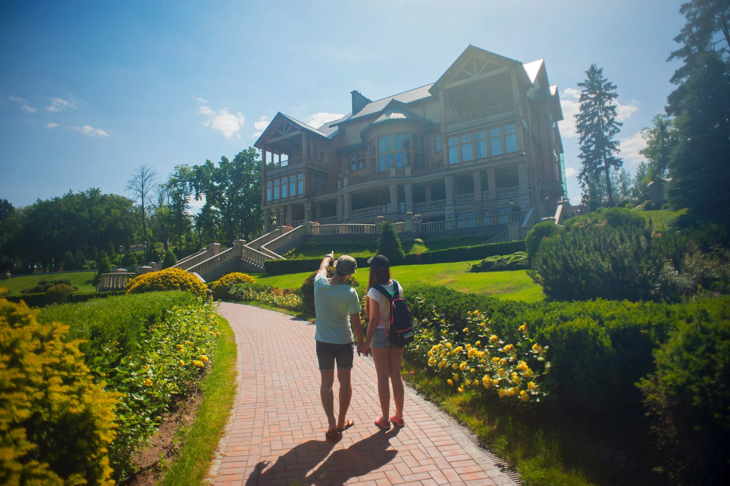 How do I submit an offer on a house?