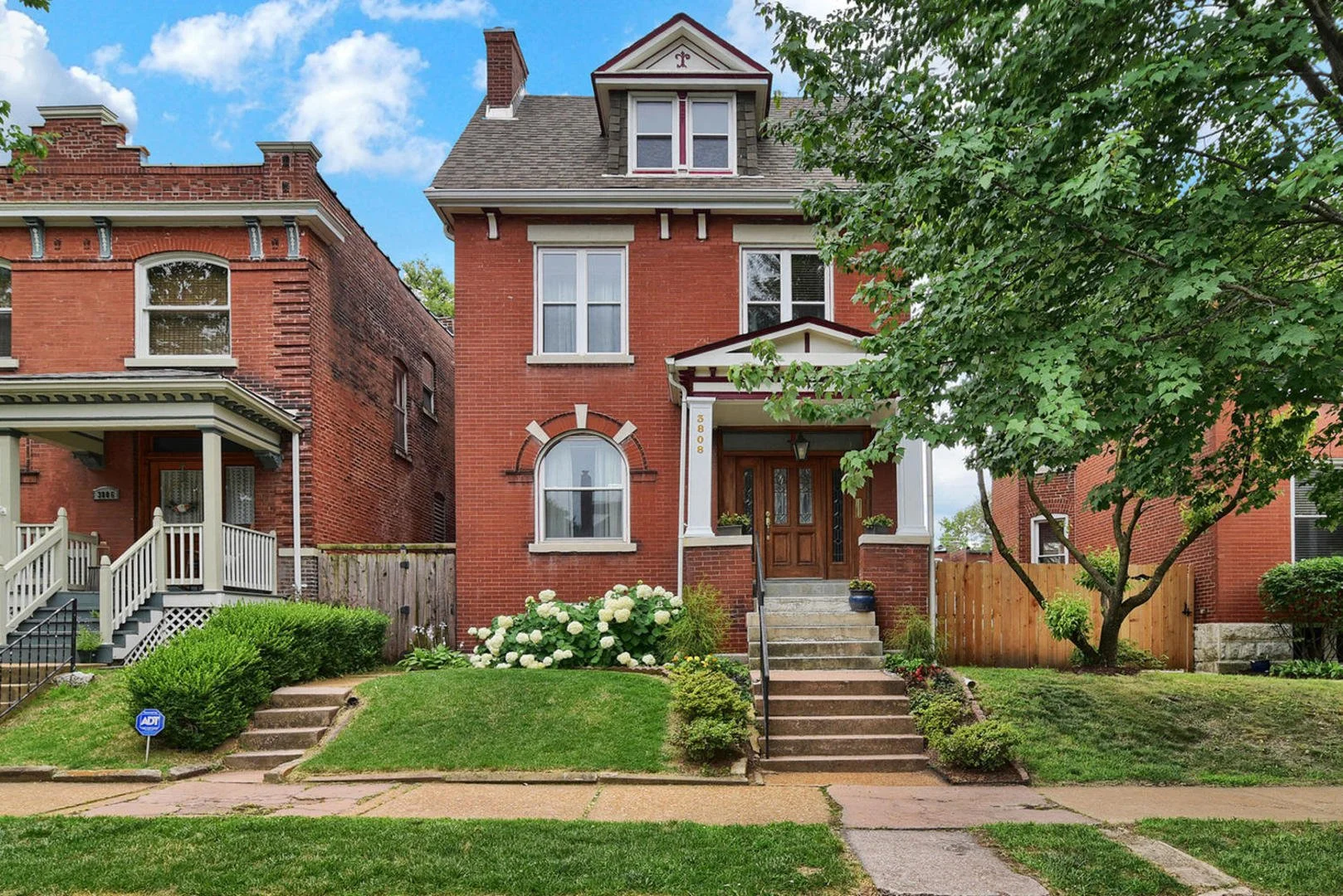 3808 Connecticut St St Louis-002-026-Front Exterior-MLS_Size.jpg