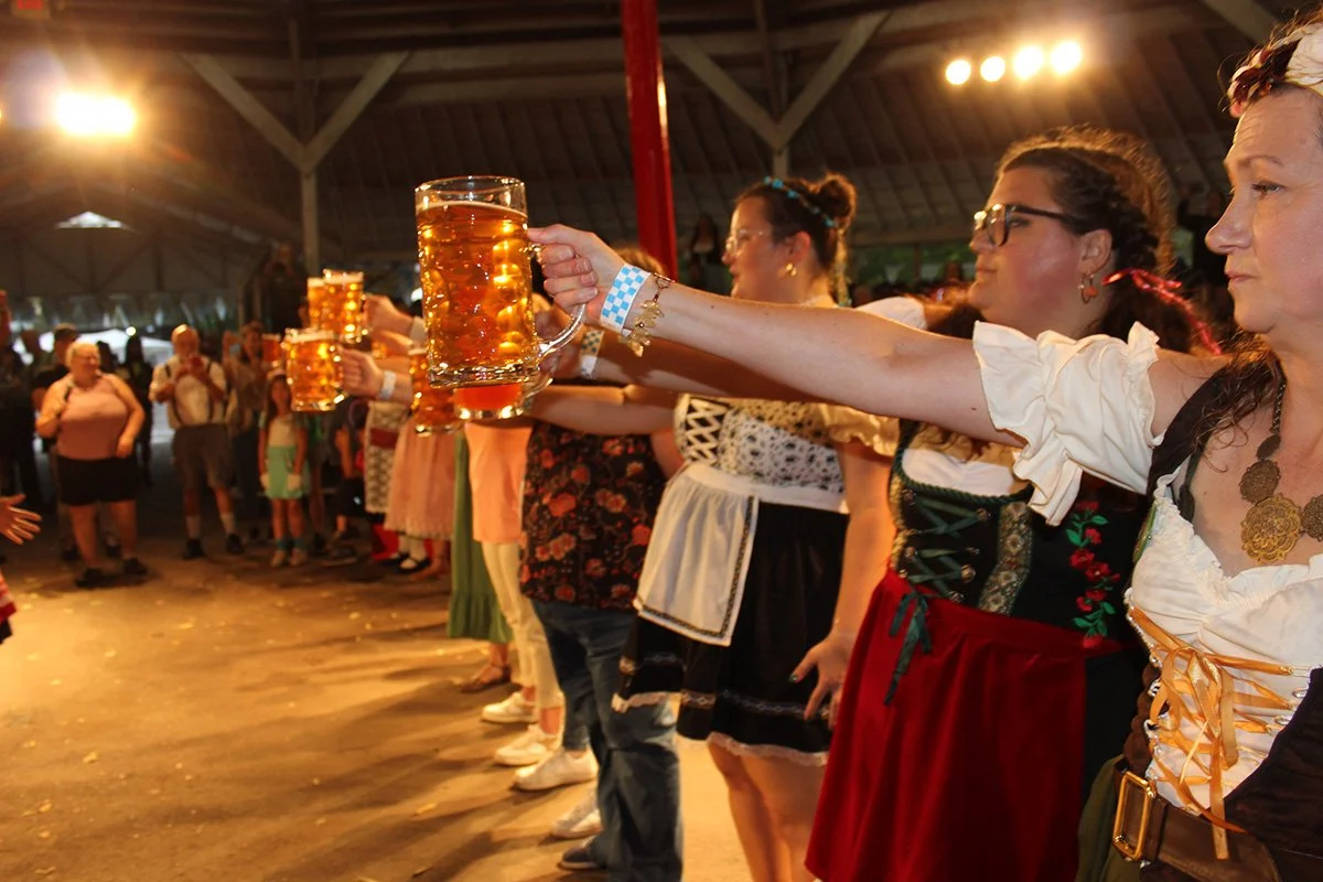 Stein holding contest - women.jpg