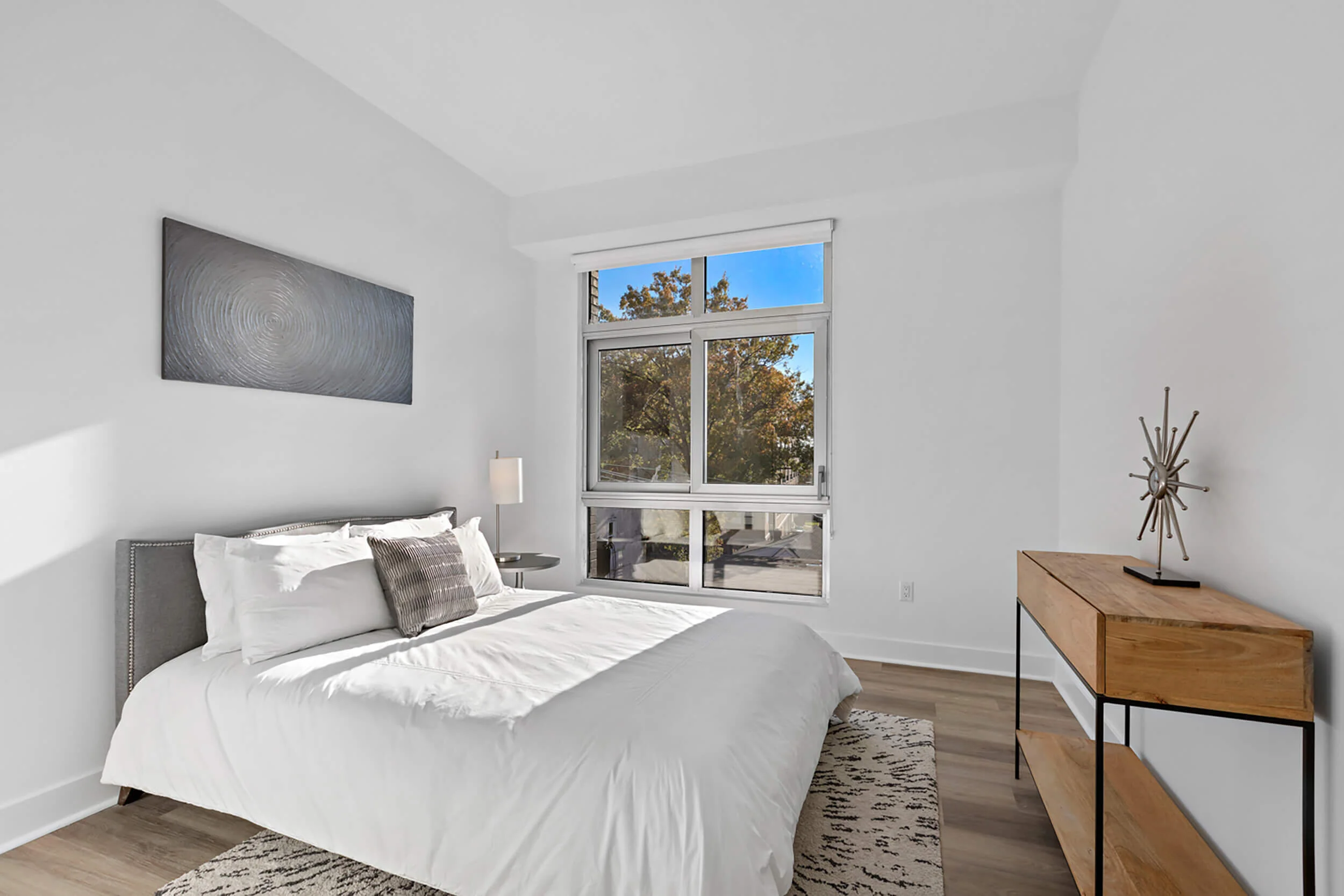 2 Full Sized Bedrooms