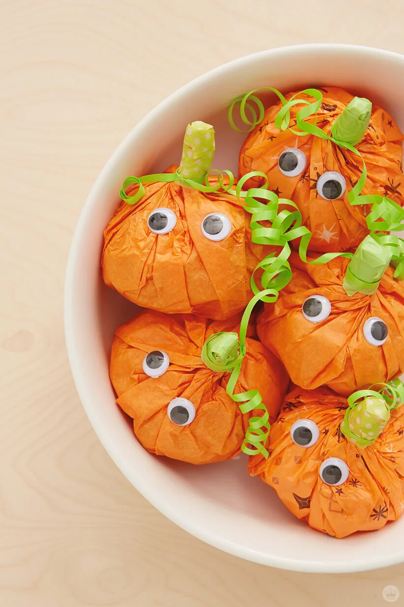 Tissue-Paper-Pumpkins-_-thinkmakeshareblog-5.jpg