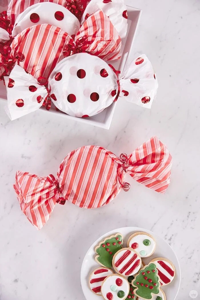 Holiday-Party-Gift-Wrap-_-thinkmakeshareblog-9.jpg