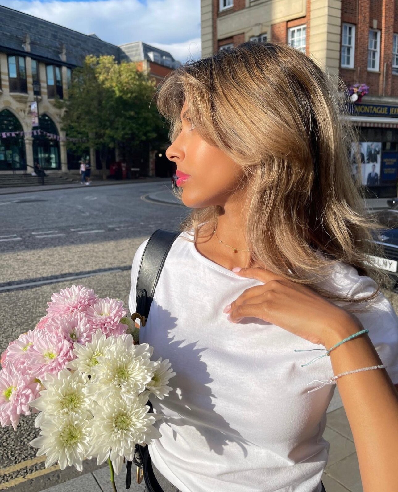 Our gorgeous client Shay looking sensational 🤩

Shay has regular appointments at Carmen Walker Hair; maintaining her colour with full head blonding and regular trims.🧚🏽&zwj;♀️

🖥️ &bull; www.carmenwalkerhair.com

#hairstyle #instahair #hairstyles