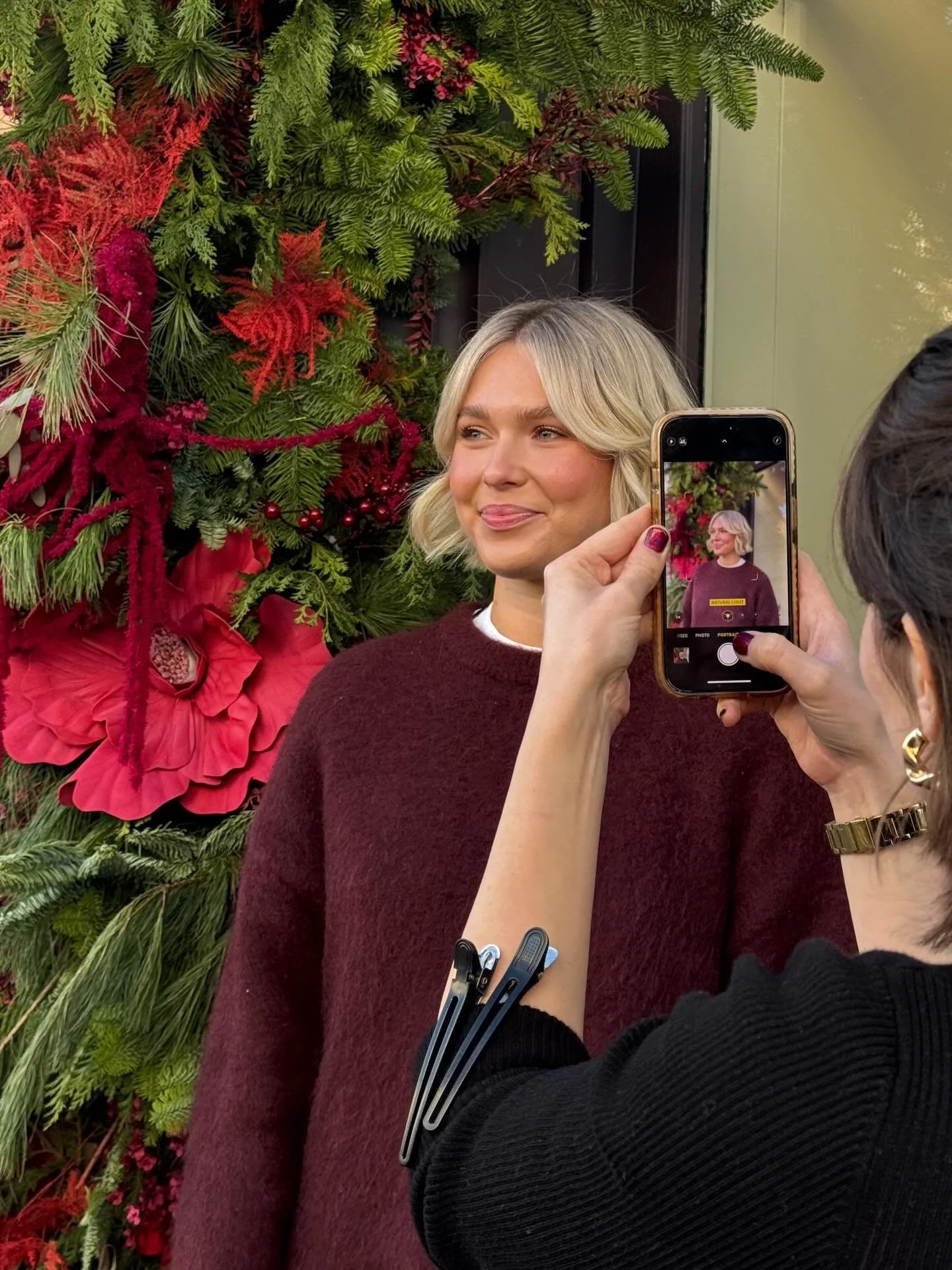 The Soft blonde bob.

Healthy, clean, dimensional, and balanced.
Quietly polished, effortless to wear, and exactly the right kind of change.

@___carlyreynolds