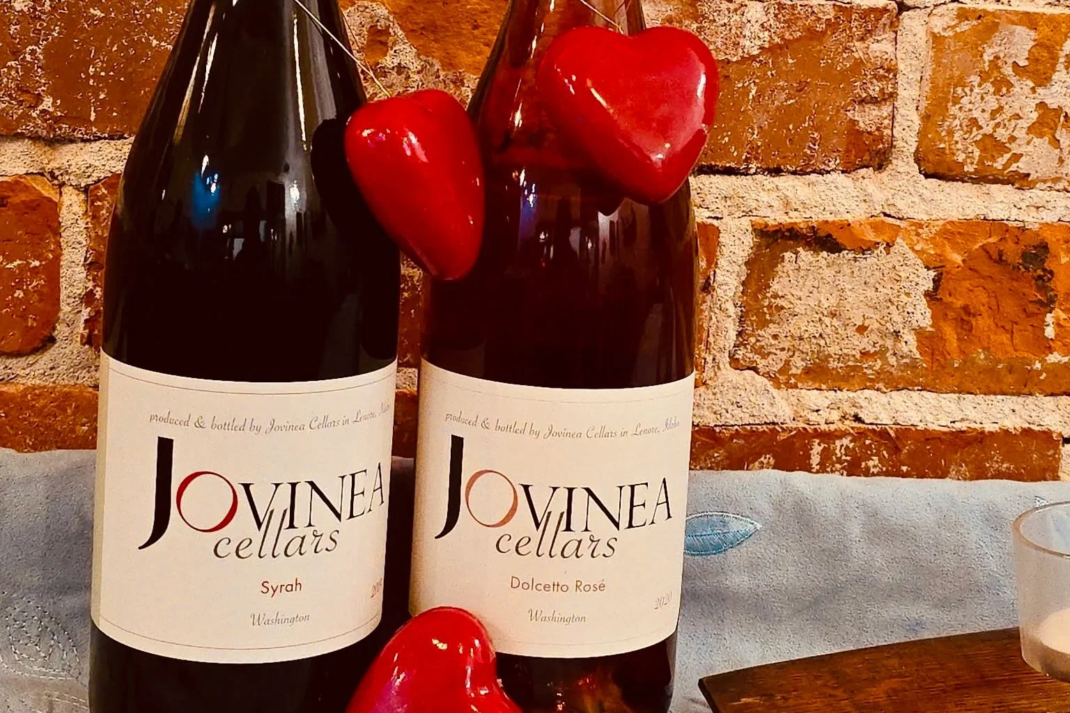 Valentine's Day: Wine and Games for 1 or 2