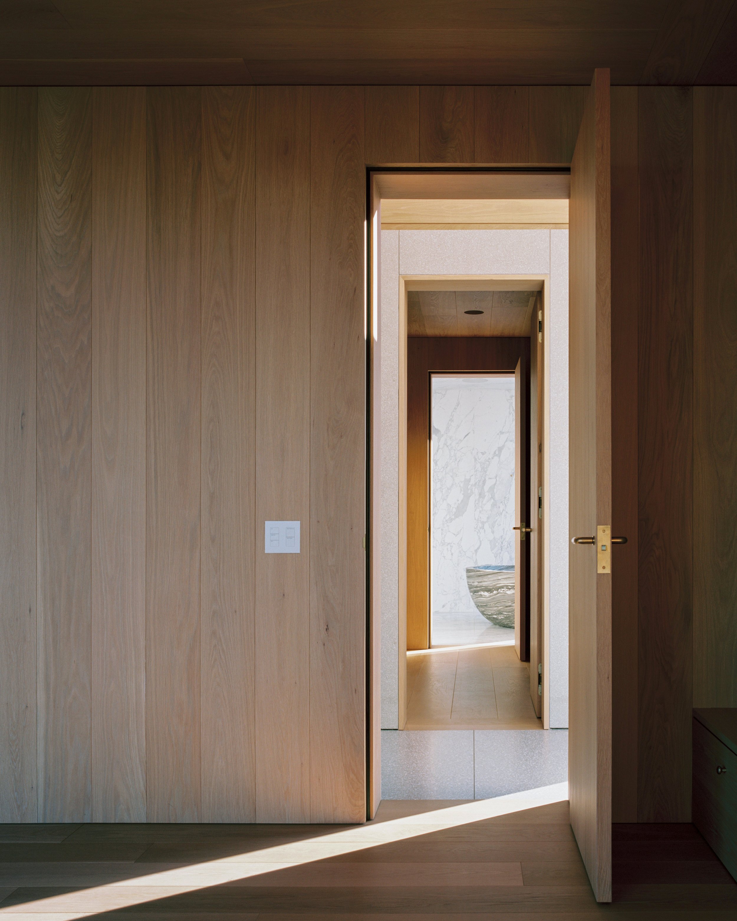 Master Bedroom Wing-Web Res-7.jpg