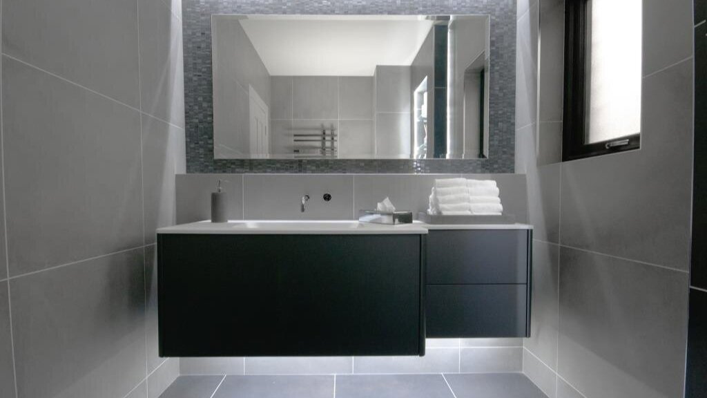 Soaks+Bathrooms+Belfast+Showroom+Display+%288%29.jpg