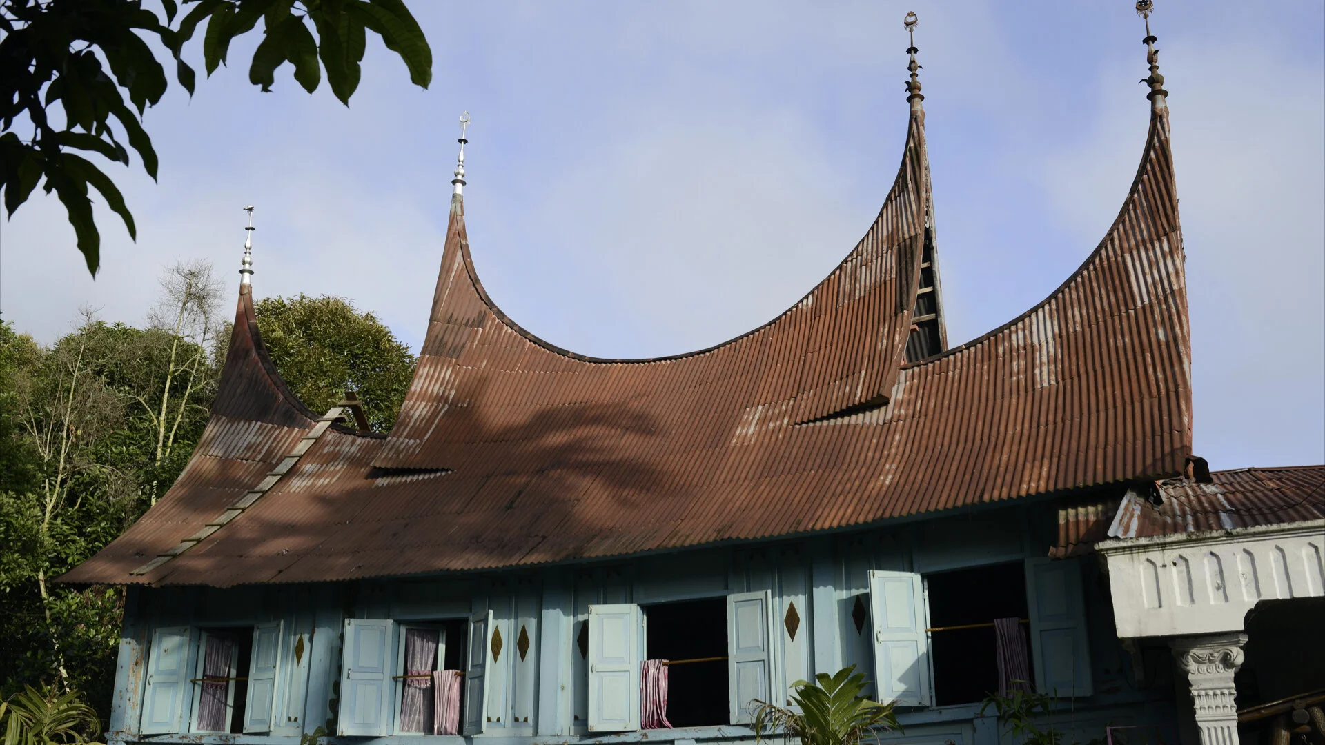 Ern and Family.001.jpeg