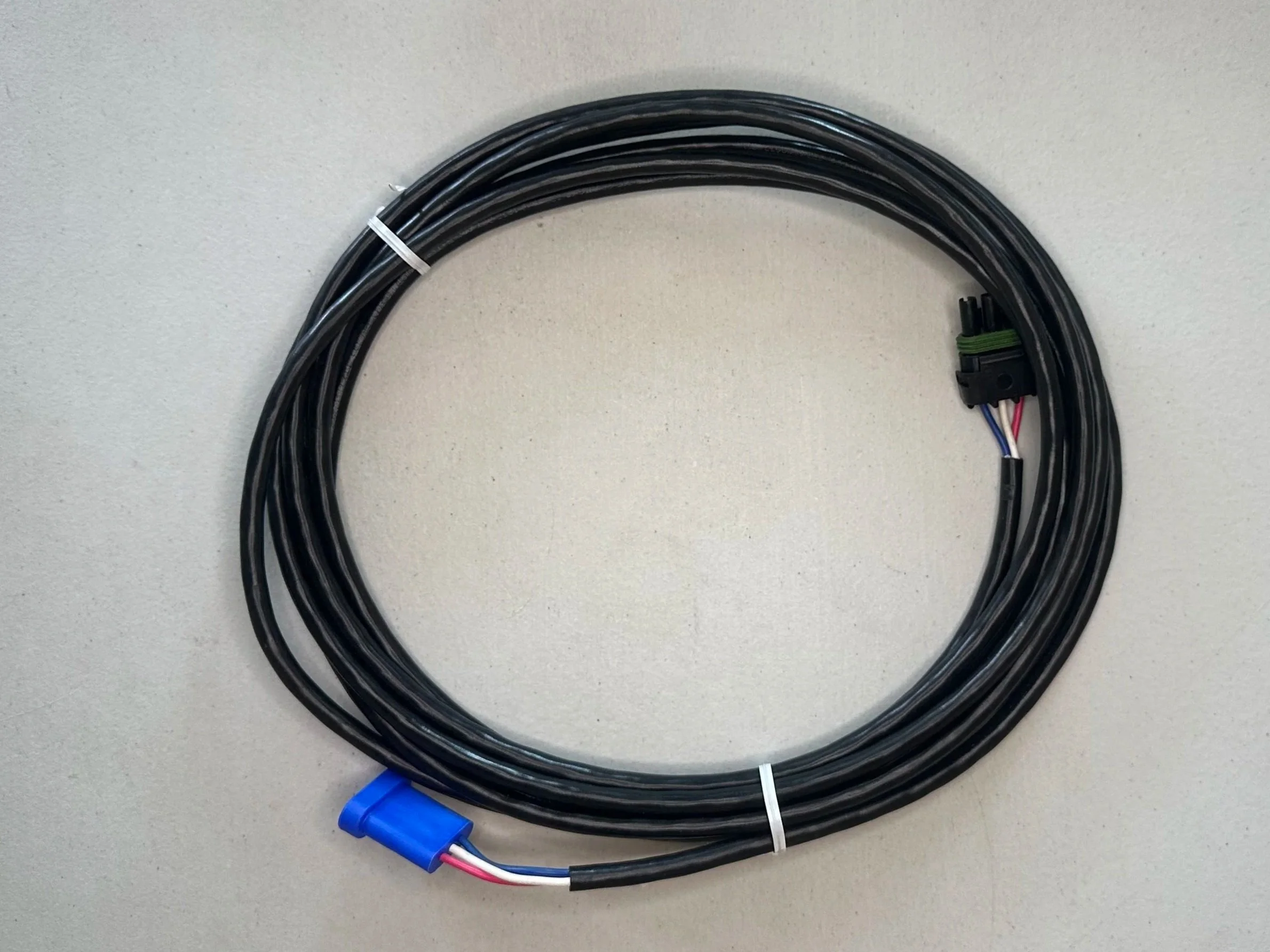 HARNESS 10' WITH W/P MALE MOLDED FEMALE  - PFB10