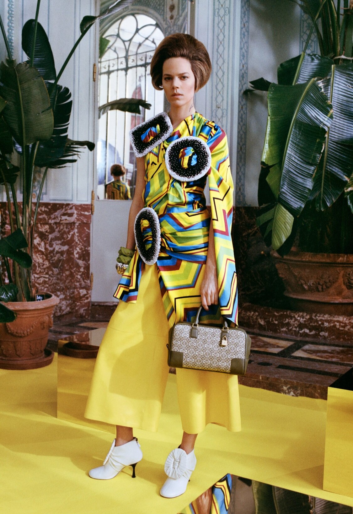 Loewe - Photo: Courtesy of Loewe - via /  Gorunway.com