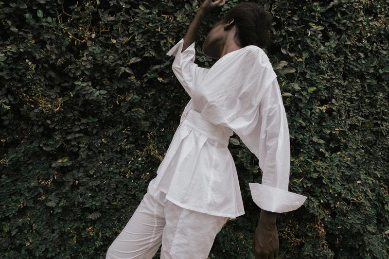 RAYTOPGHOSTWHITE2_800x.jpg