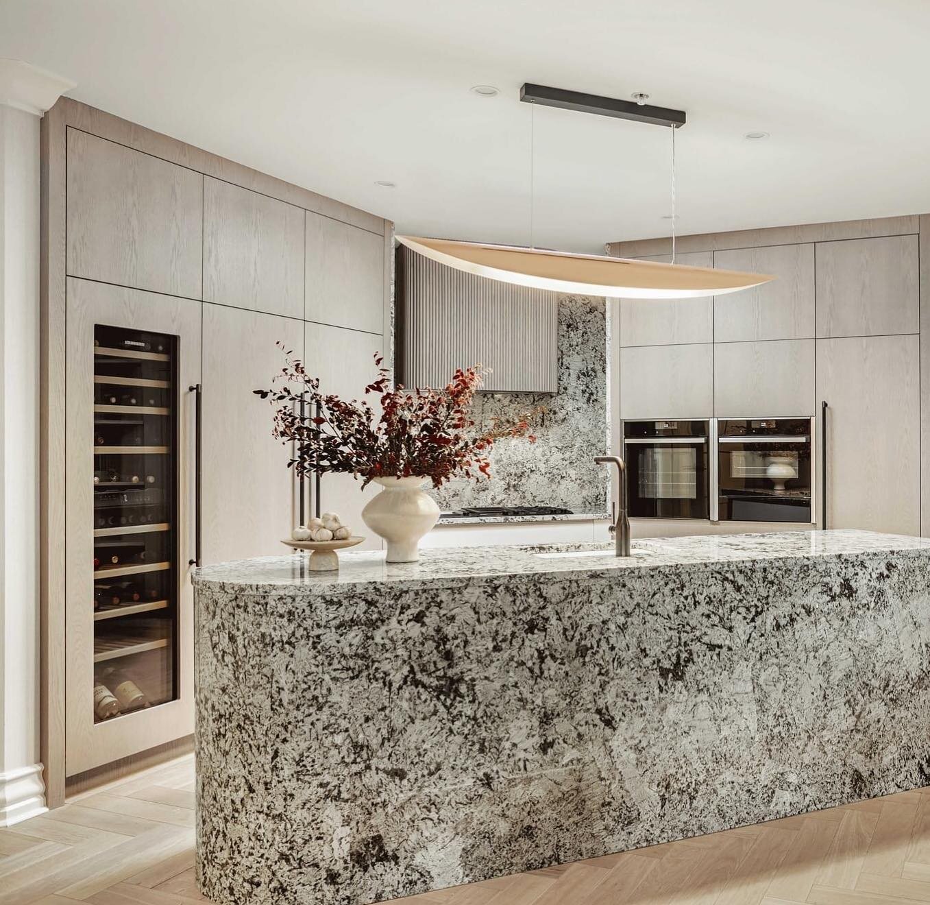 WINNER &ndash;TIDA TRENDS NEW ZEALAND DESIGNER KITCHEN 2023  I  SUEDE + STONE
 
 
Winner &ndash; 2023 TIDA New Zealand Designer Kitchen | Trends (trendsideas.com)
Wow, thank you Paul, it&rsquo;s an incredible honor to receive this award and I&rsquo;m