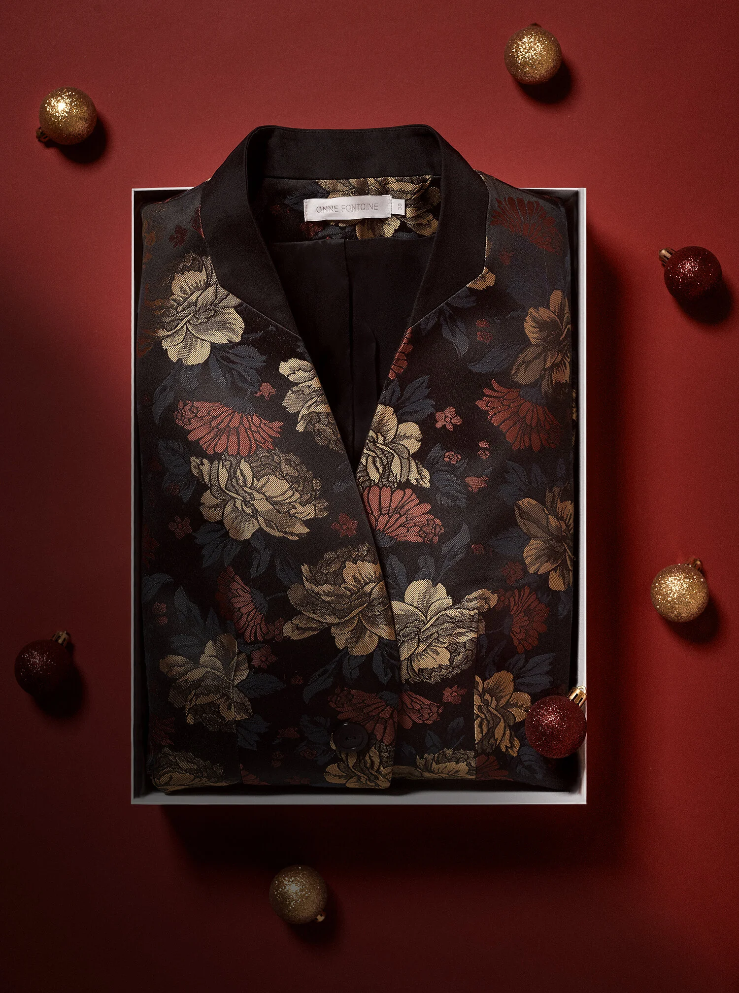 Blazer Box_Shadow.jpg