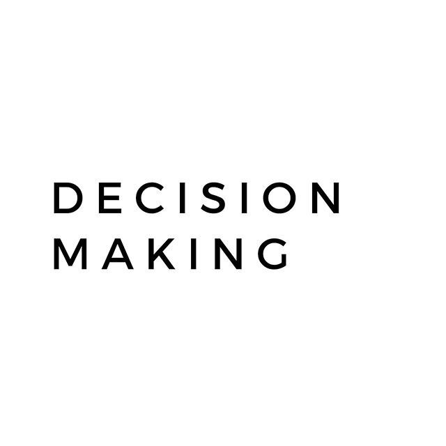 What to do ?  Overthinking and intellectualizing are not always our best co-pilots when it comes to our next destination !
When someone helps us look into our blind spots, we can gain so much clarity 🔎
Many clients come up with the right option for 