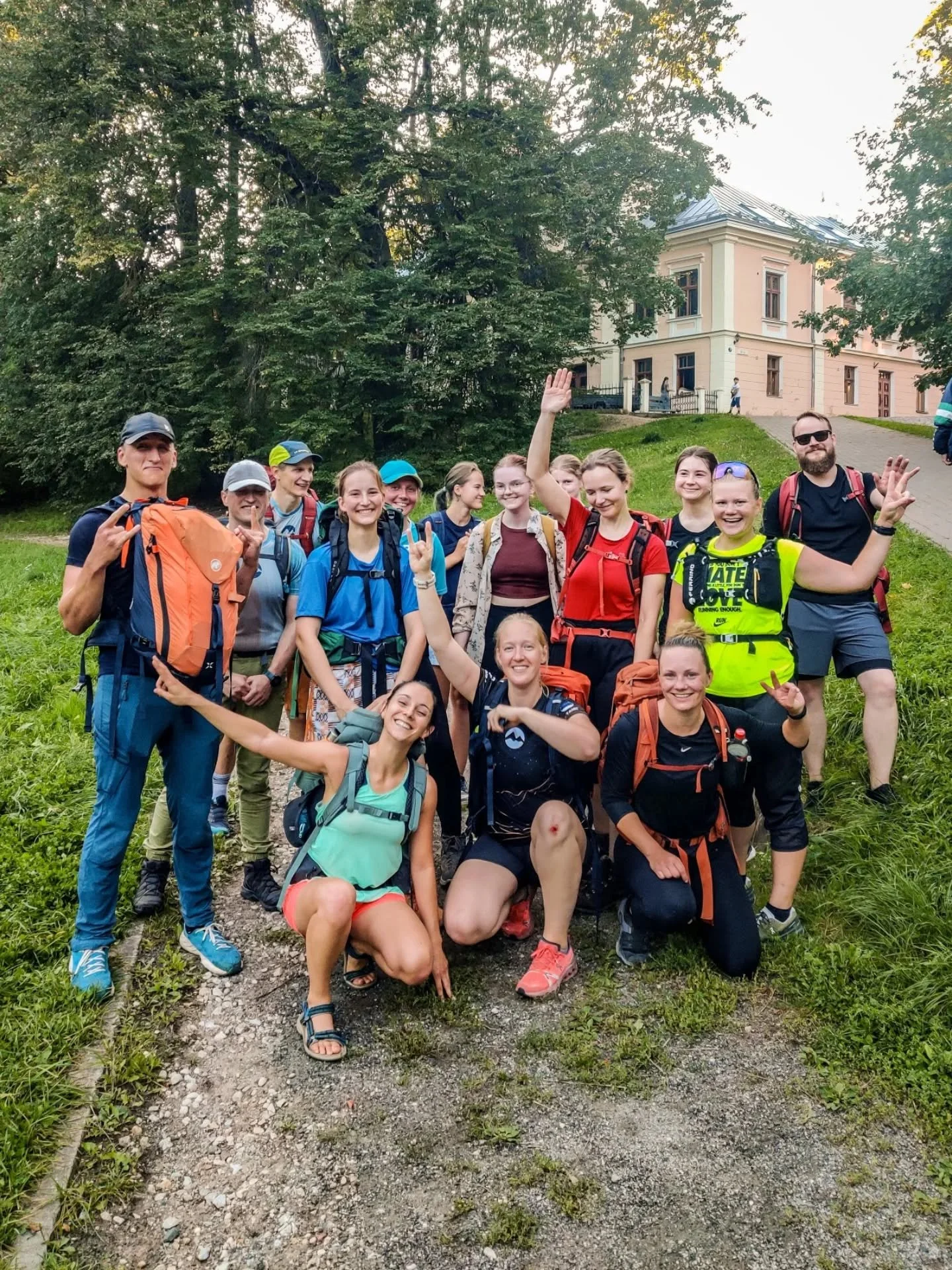Enne j&otilde;ule t&otilde;mbasime joone alla s&uuml;gishooaja alpinismitrennidele. Tallinnas ja Tartus kokku l&otilde;petas baaskursuse 28 ja j&auml;tkukursuse 12 inimest!

Baaskursus andis 4 kuu jooksul baasteadmised asjadest, mida m&auml;gesid ja 