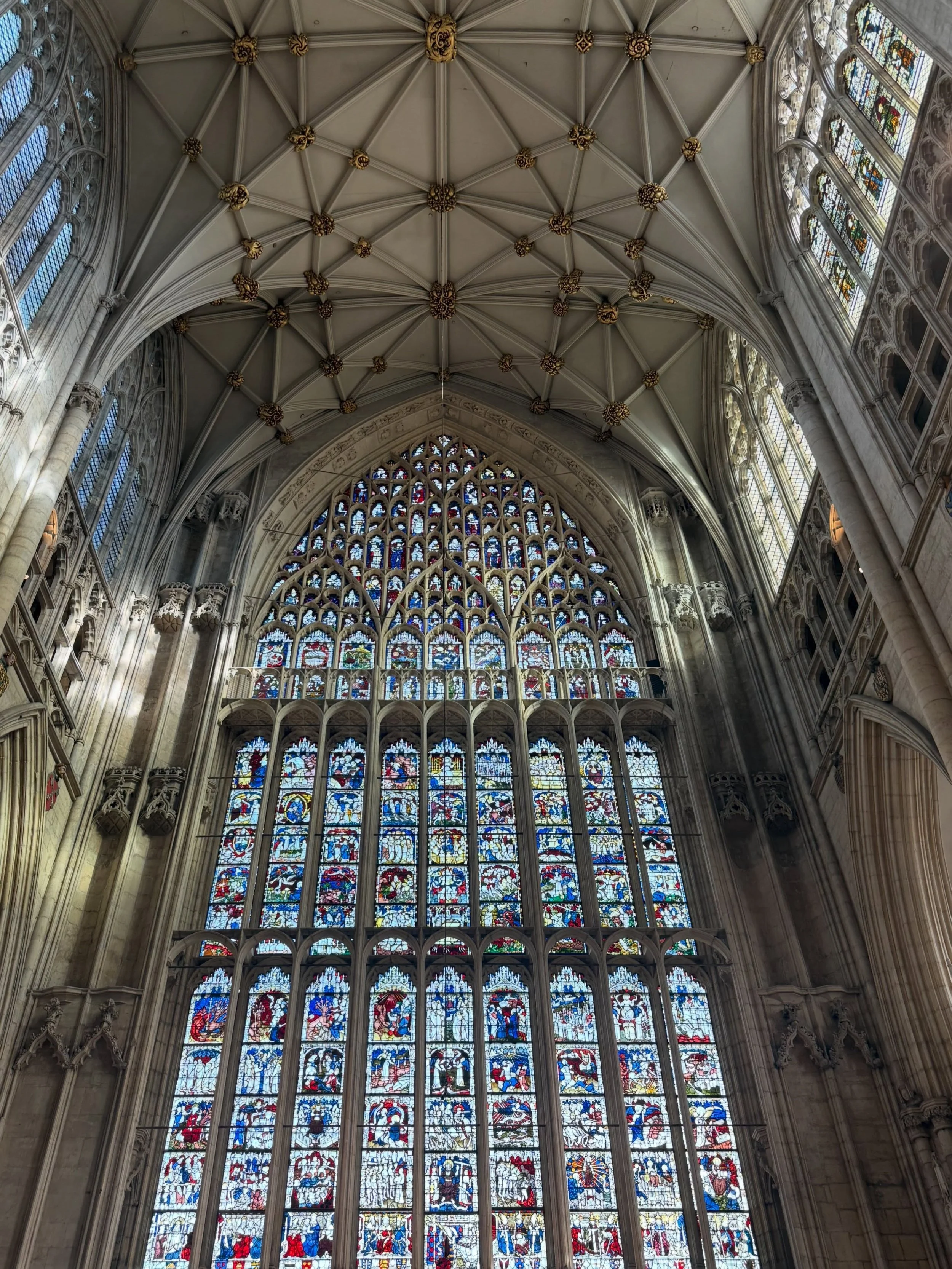 York Minster! A Frieze palate cleanser in one of the largest Gothic cathedrals in Europe. The Great East Window, created between 1405 and 1408 is the size of a tennis court. The dramatic and highly imaginative scenes (particularly of the Apocalypse) 