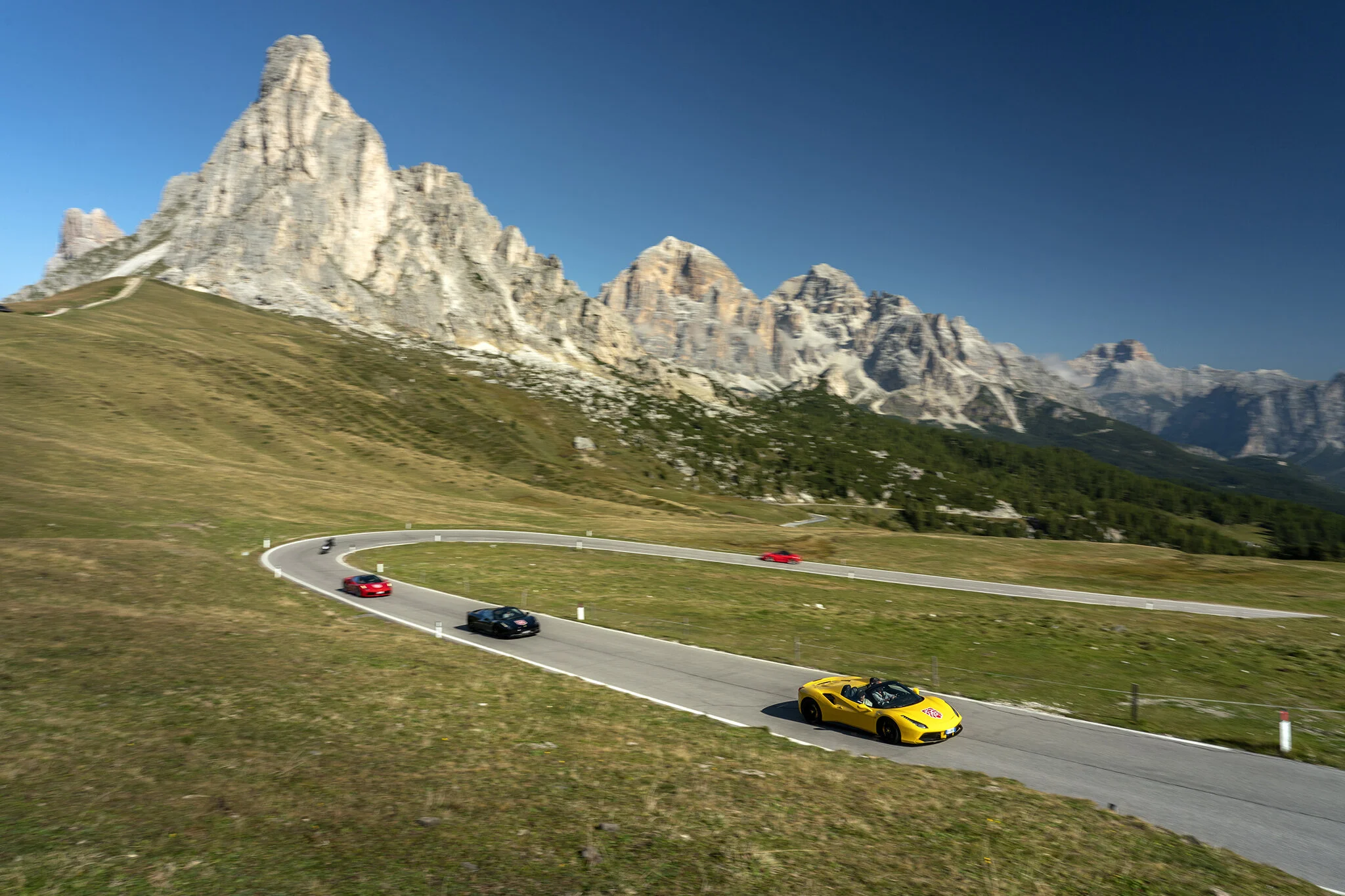 gran_turismo_italia_passo_giau_james_holm.jpg
