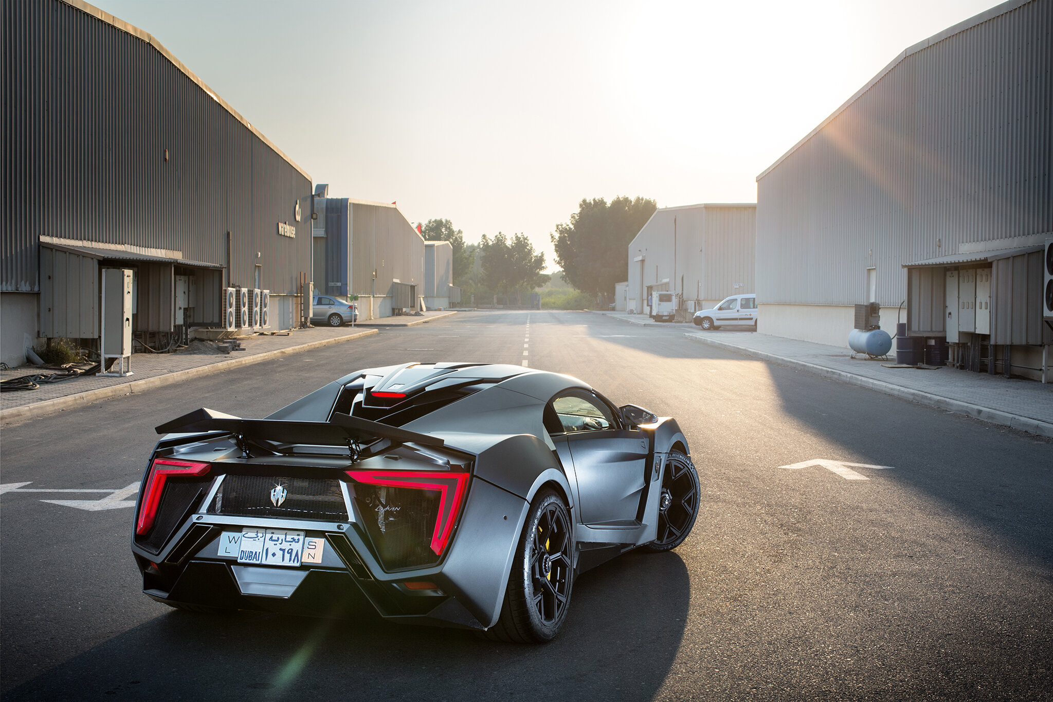 w_motors__lykan_hypersport_4.jpg