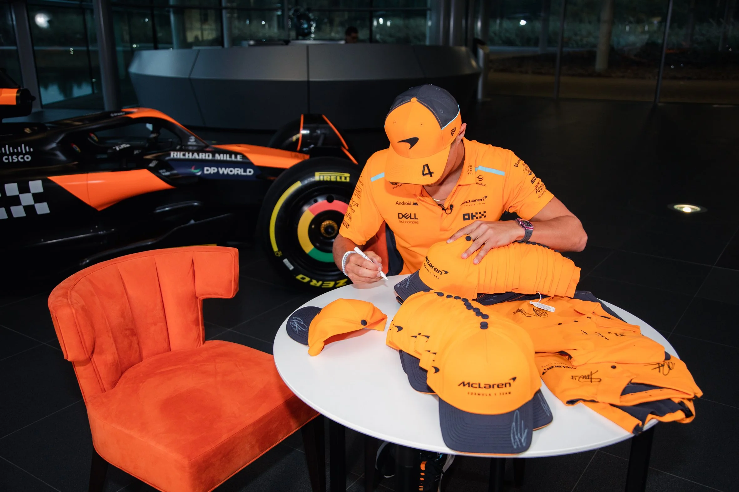 Estrella Galicia 0.0/McLaren