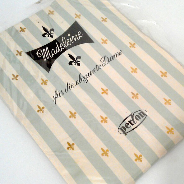 Perlon Madeleine Bronze 1950s Seamed Stockings