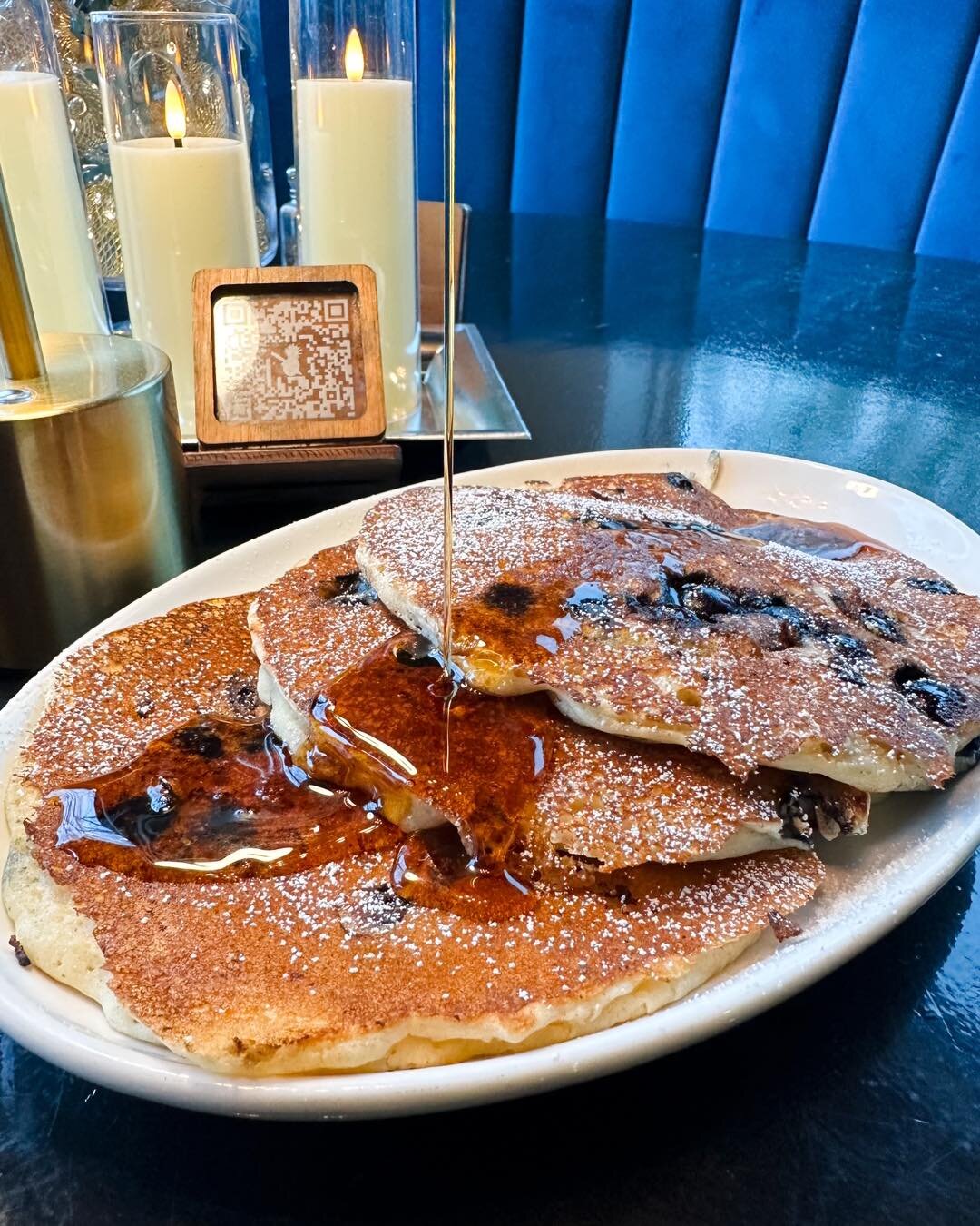 Start your weekend right with a stack of our indulgent Blueberry Buttermilk Pancakes! Made with fresh blueberries and drizzled with maple syrup, it's the perfect way to treat yourself this Saturday morning. 🥞💙🫐 🍳 

#WeekendBrunch #BlueberryPancak