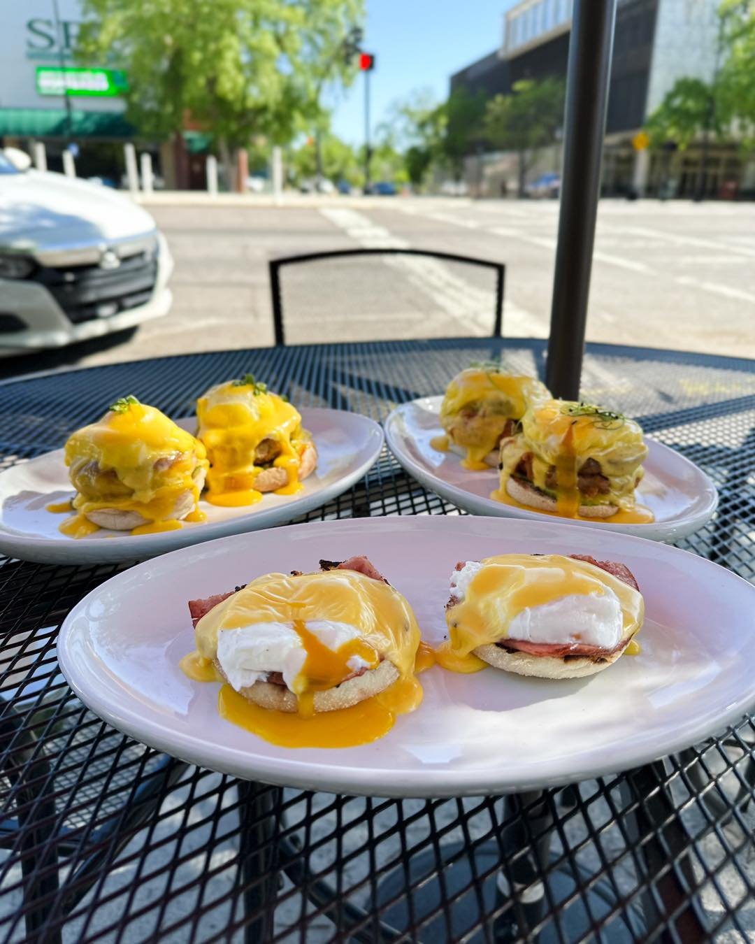 Brunch vibes at Pineapple Ink Tavern! 🥓 Today's specials: Traditional Eggs Benedict 🍳 Crab Cakes Eggs Benedict 🦀 and a delightful twist with Fried Green Tomatoes  topped with house-made pimento cheese and local peach jam. 🍑

#BrunchSpecials #Eggs