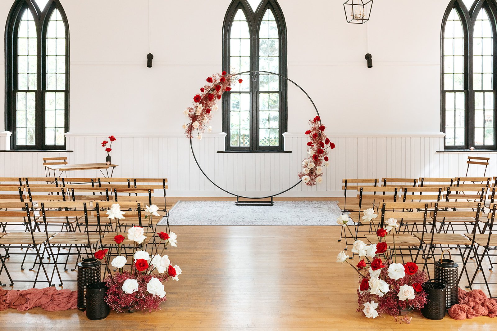 the-knox-wedding-mary-calotes-photo-pop-up-chapel-01.jpg