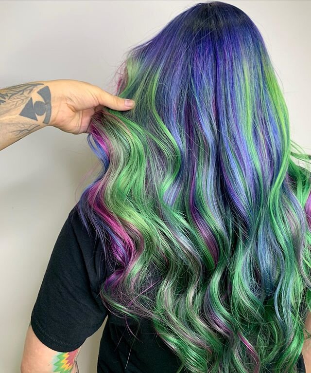 Mermaid makeover by Gus 🧜🏼&zwj;♀️ using @arcticfoxhaircolor and styled with @amika @amikapro 💙💚💜 @gusstylist