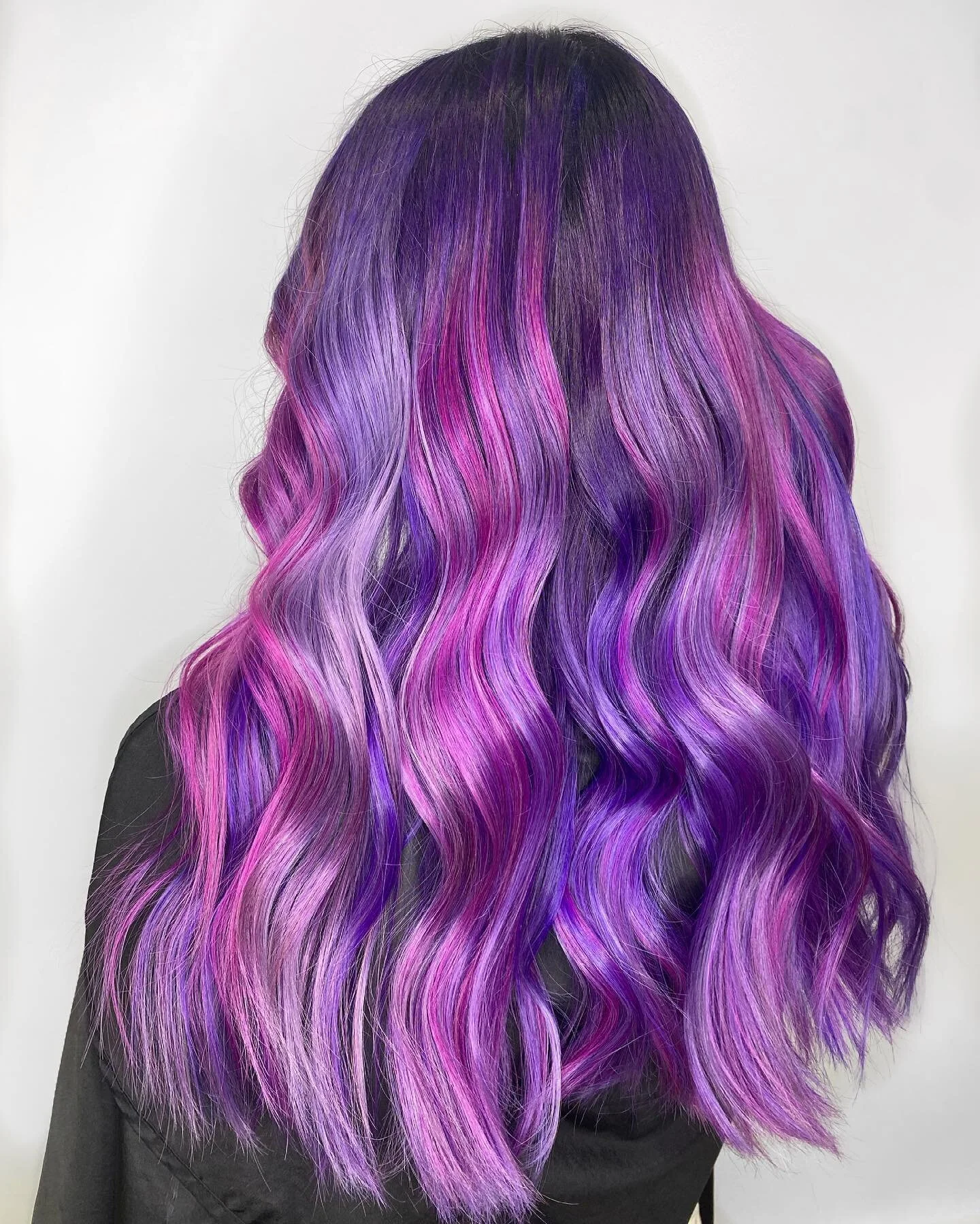 Pops of pink 💖💜💖 color by @kristina.d.beauty using @pulpriothair and @pravana ✨ shine by @brazilianbondbuilder styled with @amika 💜💜💜 link to book on our website in our profile ⤴️ not sure what to book? Click the option for a complimentary hair