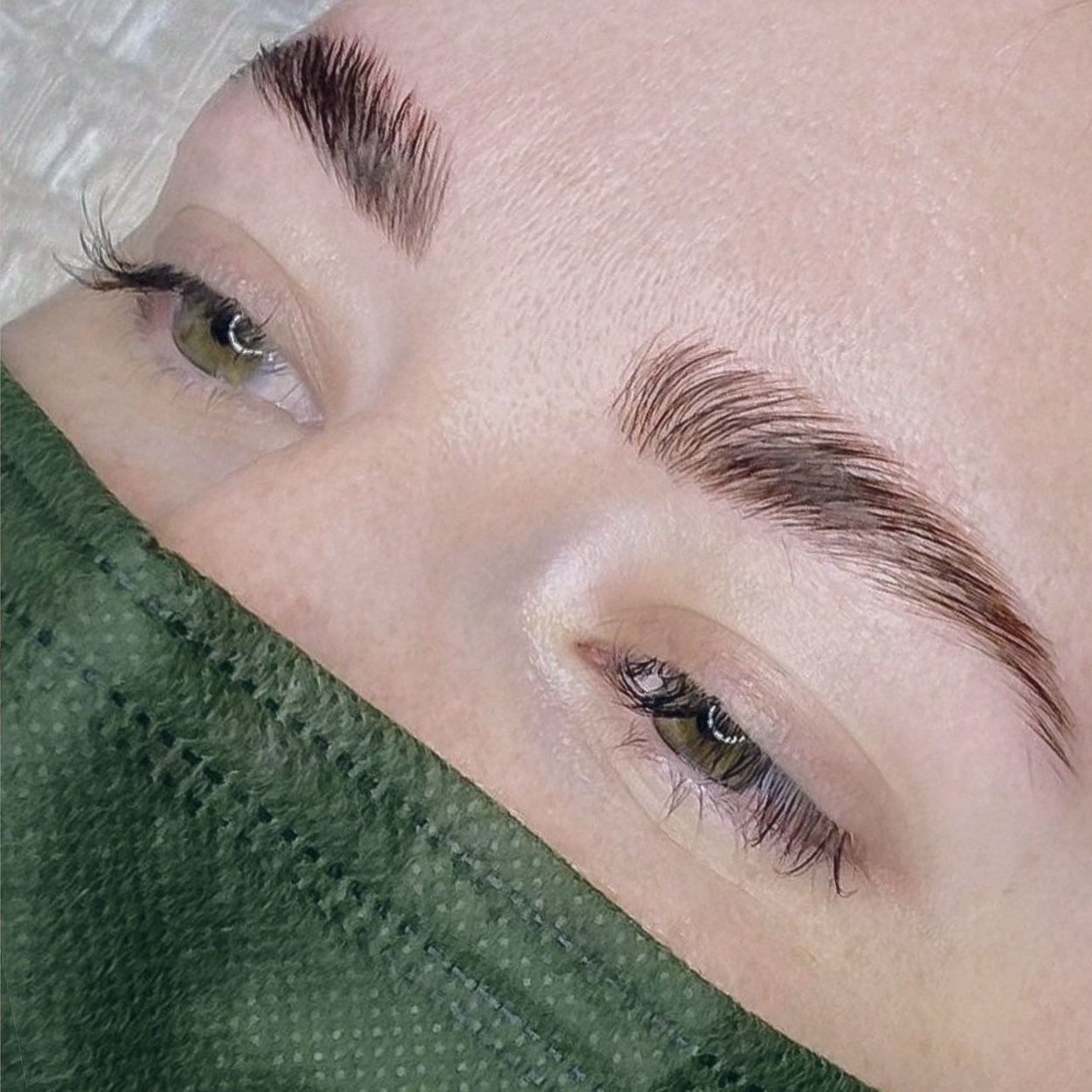 BROW LAMINATION AND TINT (AFTER)