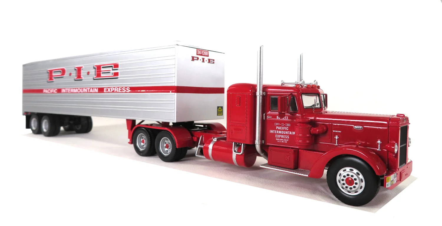 1:43 Peterbilt 352 Tractor Trailer: Pacific Intermountain P.I.E. 