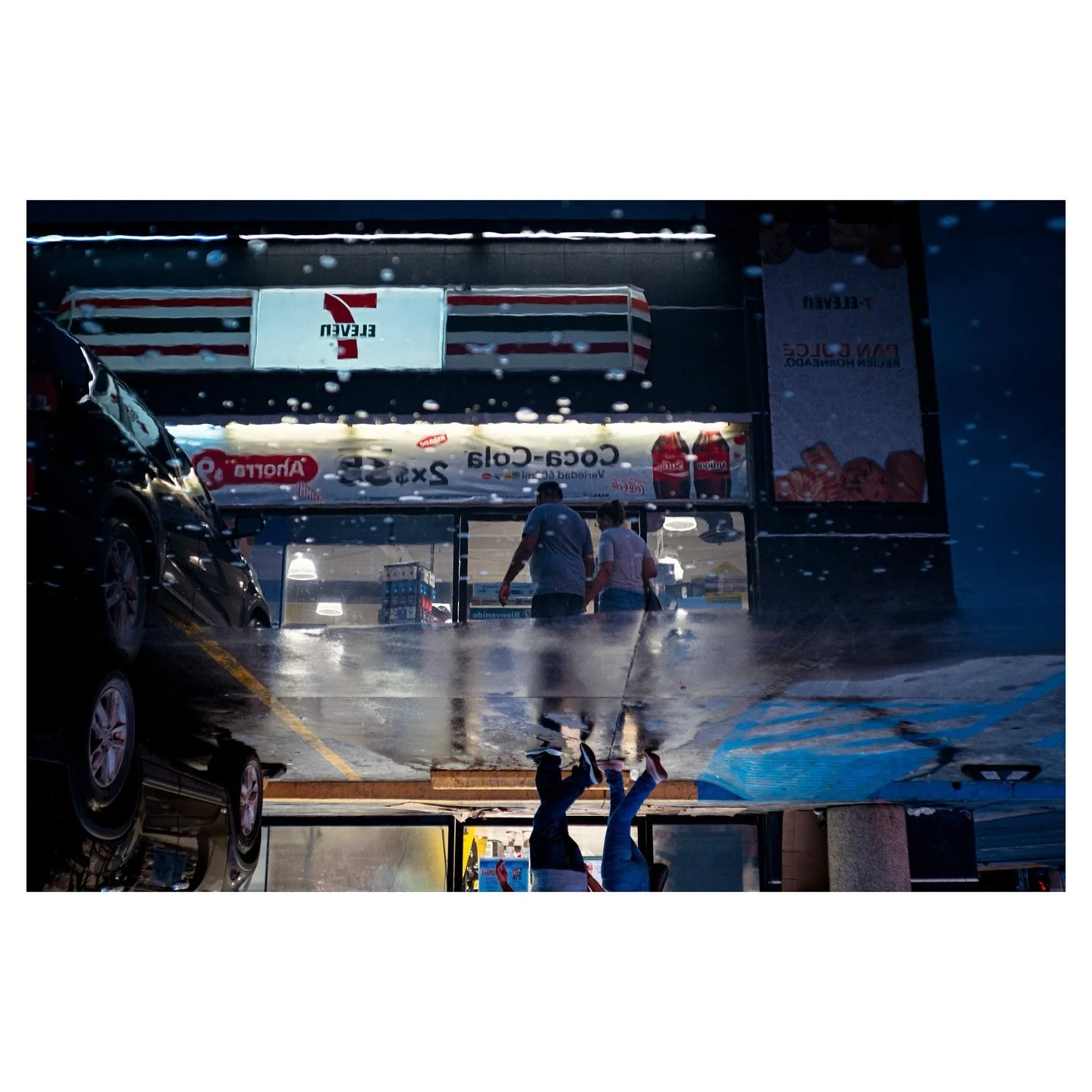 El habitante al otro lado del eje

Fujifilm xt30ll + Thypoch Simera 28mm f/1.4

#photostreetmexico #streetscenesmag #madewithlightroom  #streetphotography #streethunters #street_macadam #street_me_up #fujifilmxt30 #spicollective #sdmfeatures #teamstr