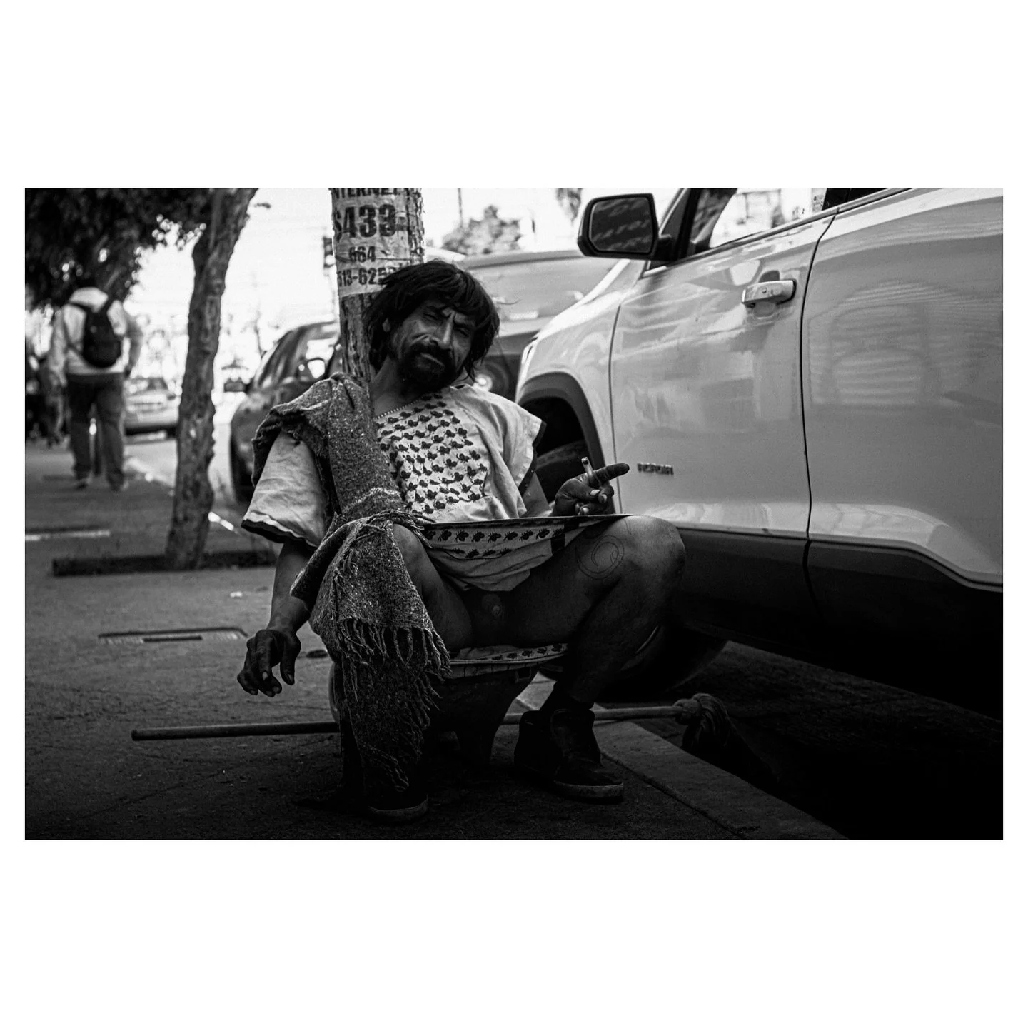 Ethical boundaries may be crossed in street photography

Fujifilm xt30ll + Thypoch simera 35mm f/1.4

#photostreetmexico #streetscenesmag #madewithlightroom  #streetphotography #streethunters #street_macadam #street_me_up #fujifilmxt30 #spicollective