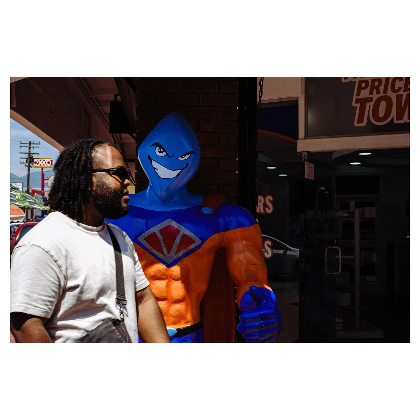 Viagra

Fujifilm xt30ll + Thypoch Simera 28mm f/1.4

#photostreetmexico #streetscenesmag #madewithlightroom  #streetphotography #streethunters #street_macadam #street_me_up #fujifilmxt30 #spicollective #sdmfeatures #teamstreetmexico #str33timag3 #str