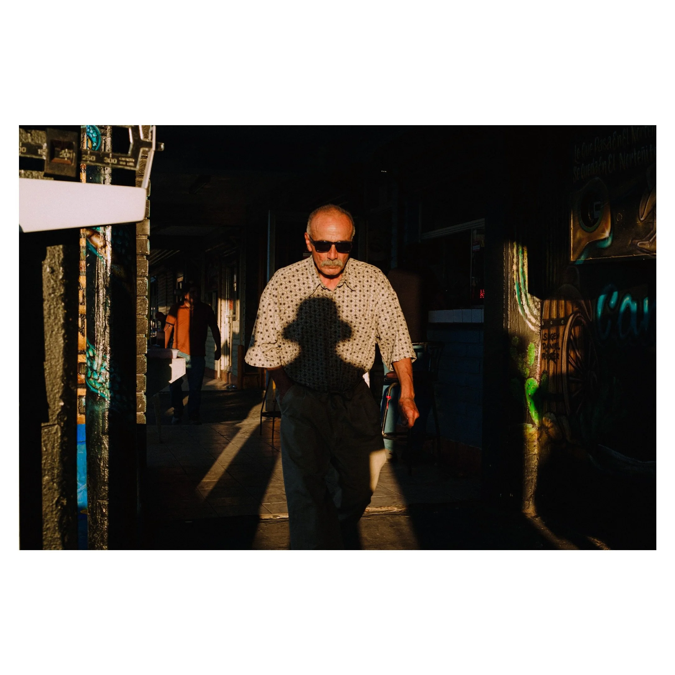 Ethical boundaries may be crossed in street photography&hellip;

Fujifilm xt30 II + Thypoch 28mm f/1.4

#francopaquot #streetphotography #fujifilmxt30 #thypoch
#streetfightersphotoclub