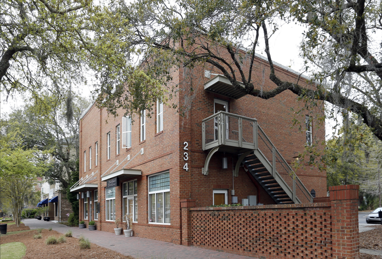 234 Seven Farms Drive, Daniel Island