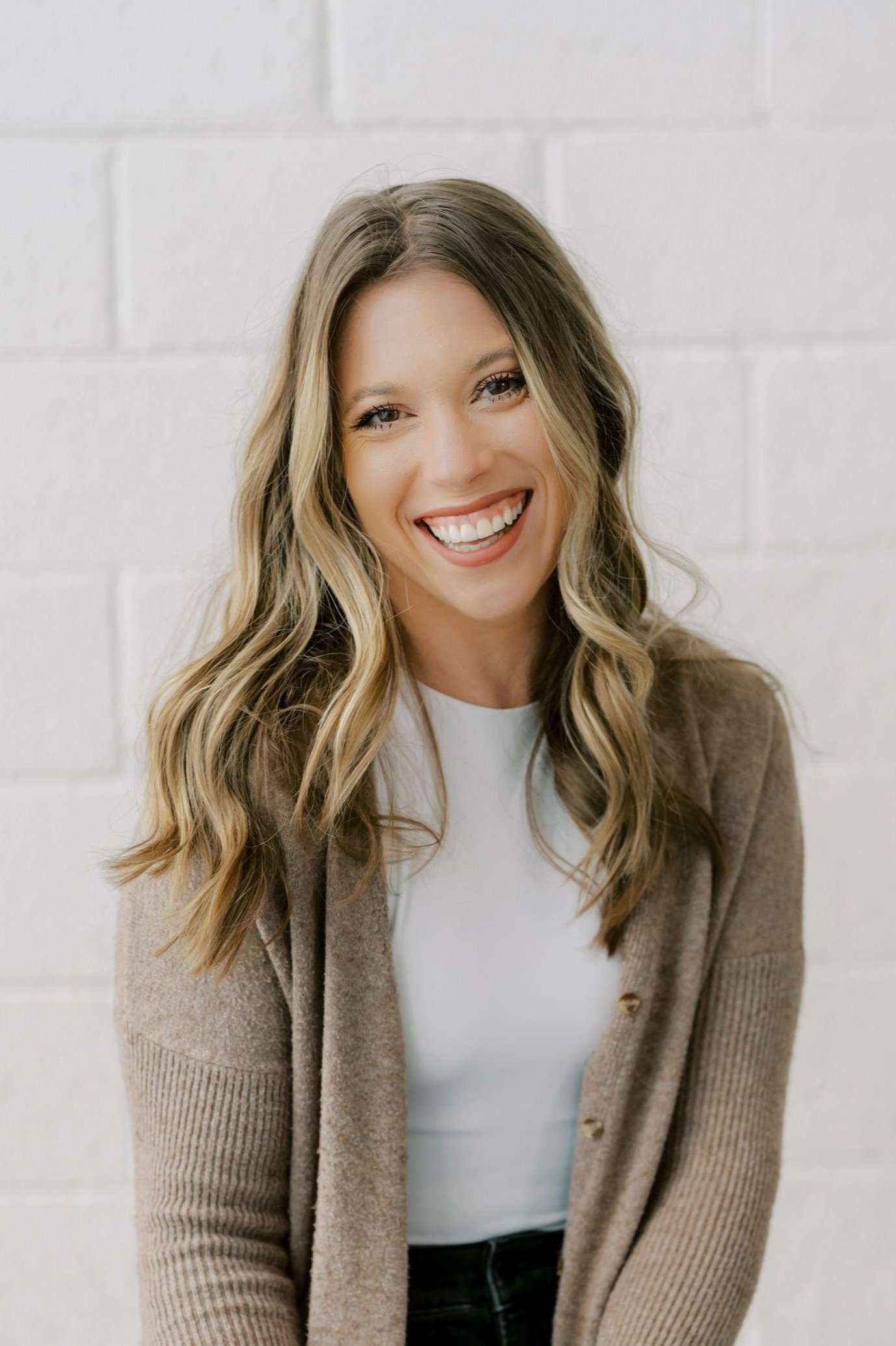 Alex Bessler specializes in Autism Spectrum Disorder (ASD), dyslexia, and ADHD.
