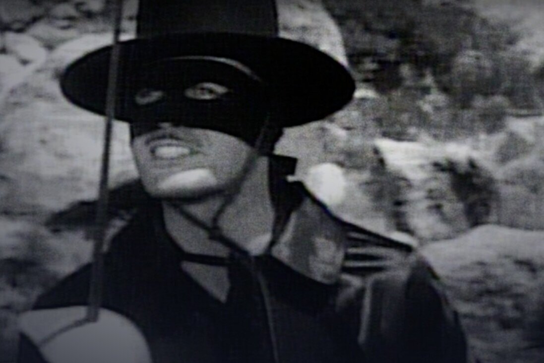 Review: The Sign of Zorro (DMC #31)