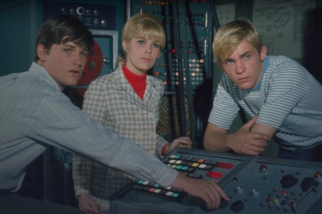 Review: The Computer Wore Tennis Shoes (1969) (DMC #46)